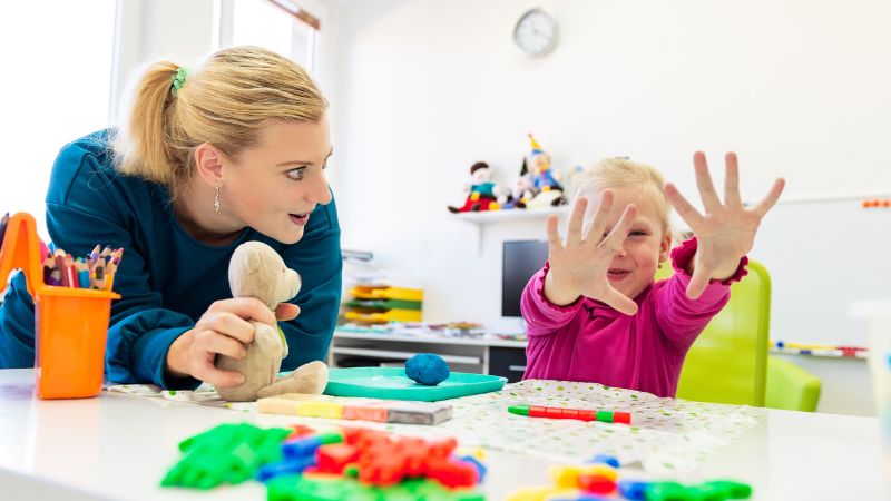 becoming a pediatric occupational therapist